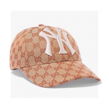 2021 Gucci GG Supreme Motif Logo Pattern Apricot/White New York X Ny Yankees Embroidered Patch Beige Canvas Baseball Cap