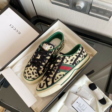 Trendy Gucci Tennis 1977 Red & Green Web Strip Female Leopard Printing Low Top Cream Fabric Shoes 