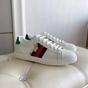 Best Price Gucci Ace White Leather Red/Green Web Motif  Female Kitten Embroidery  Sneakers 630616 1XG60 9114