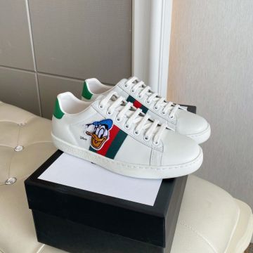 2022 New Arrival Gucci Ace Disney x Donald Duck Patch Red & Green Web Women White Leather Shoes 649401 1XG60 9114