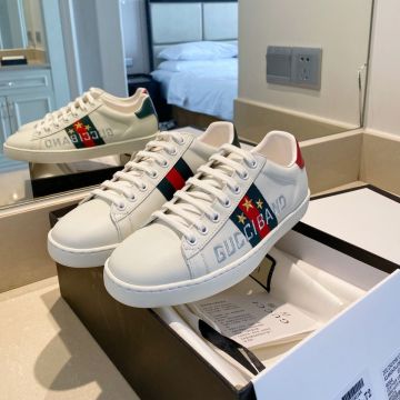 Hot Selling Gucci Ace Star & Letter Embroider Red/Green Web Detail Unisex White Leather Lace Trainers 