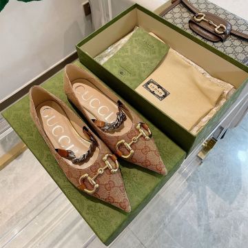 Chic Style Beige GG Supreme Canvas Silver Chain Yellow Gold Plated Horsebit - Replica Gucci Women's Pointed Ballet Flats