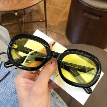 Hot Sale Oval Shiny Black Frame Yellow Resin Lens Brand Logo Lettering Flat Legs Small Hollow Tip GG0497 - Fake Gucci Women Sunglasses