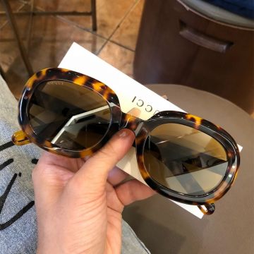 High Quality Oval Leopard Frame Brown Lens Brand Logo Plastic Legs Hollow Detail Tip - Fake Gucci Ladies Sunglasses 