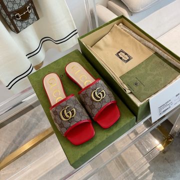 Replica Gucci Beige/ebony Diagonal Matelassé Original GG Canvas Red Leather Trim Brass Hardware Women's Flat Slide Sandals Sale Online