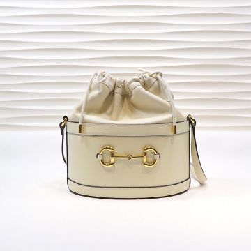 Low Price White Soft Leather Drawstring Black Trim Adjustable Strap Horsebit 1955 Bucket Bag—Imitated Gucci Ladies Crossbody Bag
