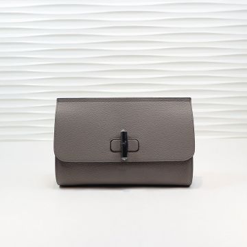  Gucci Bamboo Daily Gray Leather Swivel Bamboo Shape Hardware Lock Flap Detail Evening Bag For Fashion Female