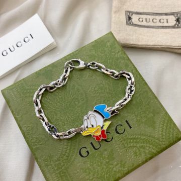 Fake Gucci × Disney Cute Enamel Painted DonCald Duck Head Bracelet Sterling Silver Chain Bangle For Ladies 