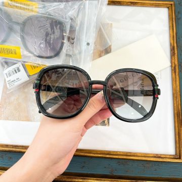 Hot Selling Enamel Web Detail Black Injection Frame Gradient Grey Lens -  Gucci Square Frame Women's Sunglasses ‎691332 J1691 1012